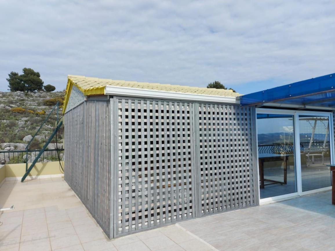 Villa Luiza Sarandë Exteriör bild