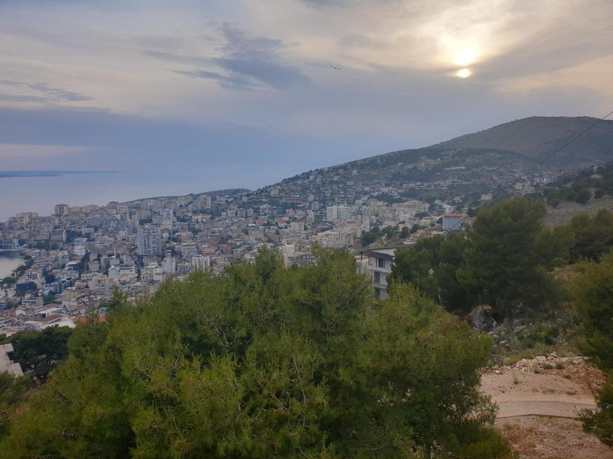 Villa Luiza Sarandë Exteriör bild