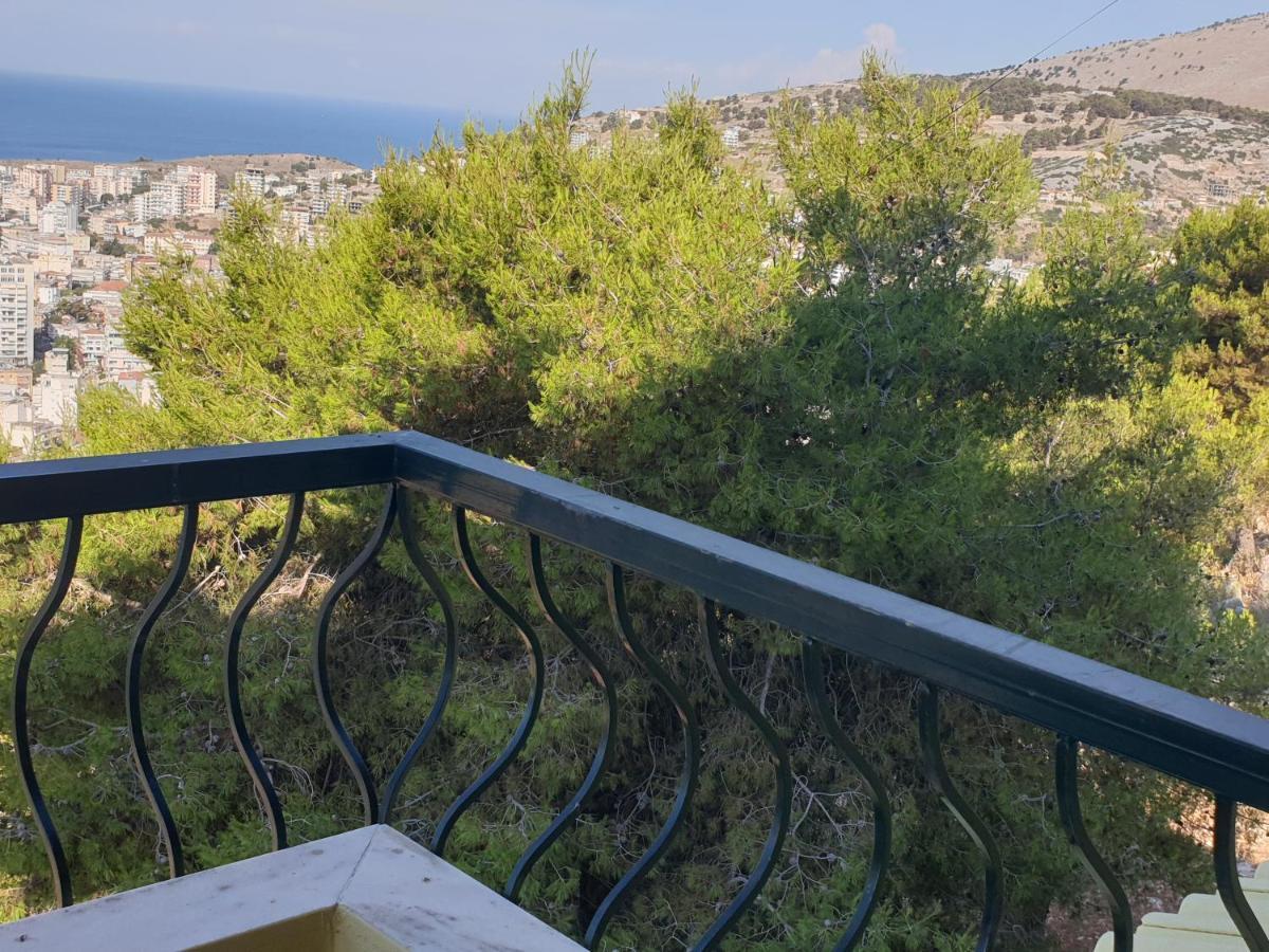 Villa Luiza Sarandë Exteriör bild