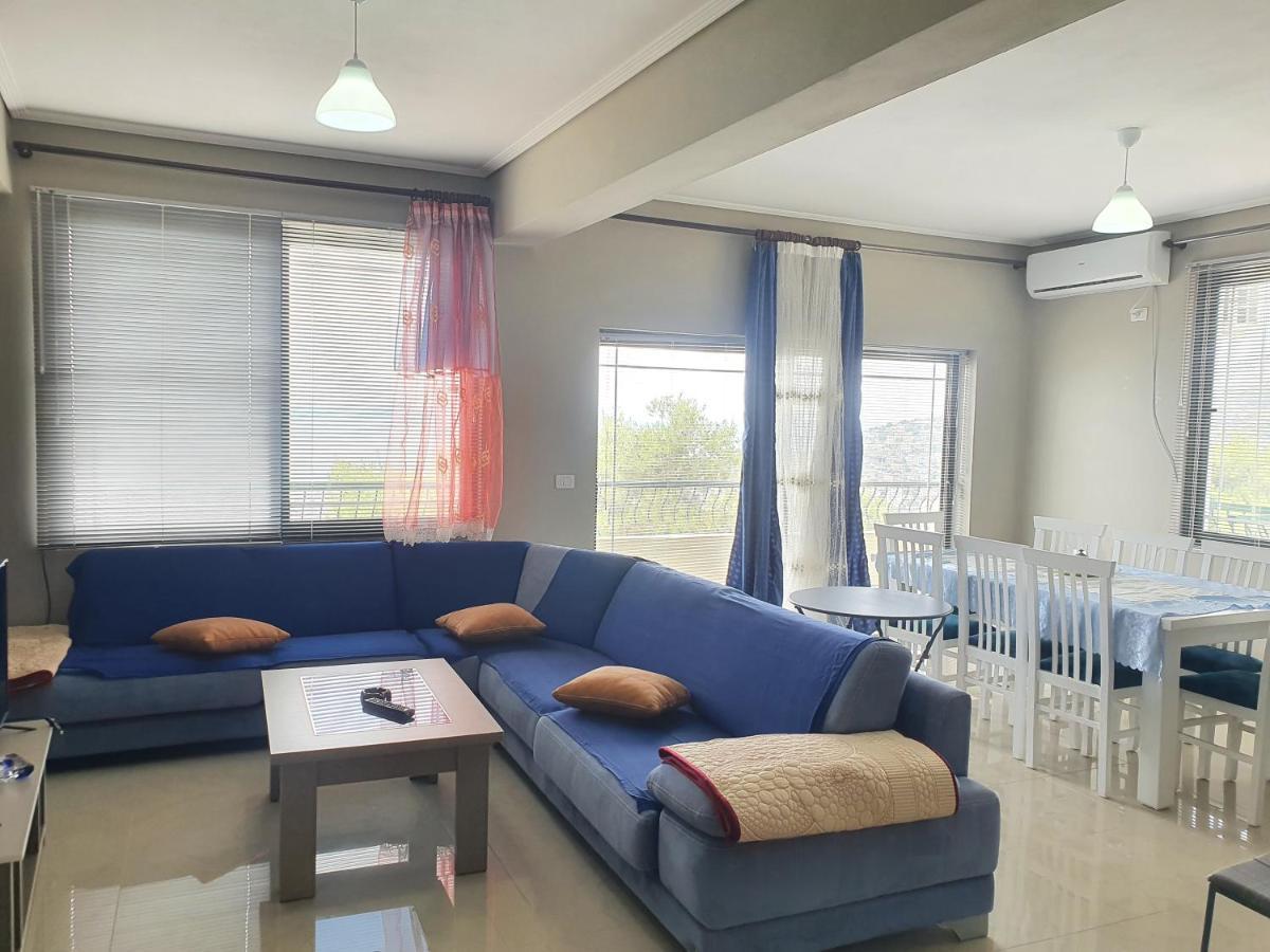 Villa Luiza Sarandë Exteriör bild