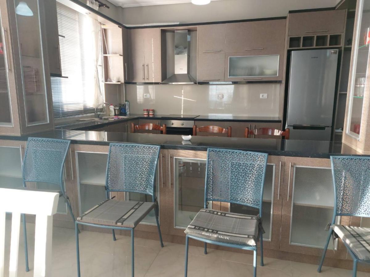 Villa Luiza Sarandë Exteriör bild