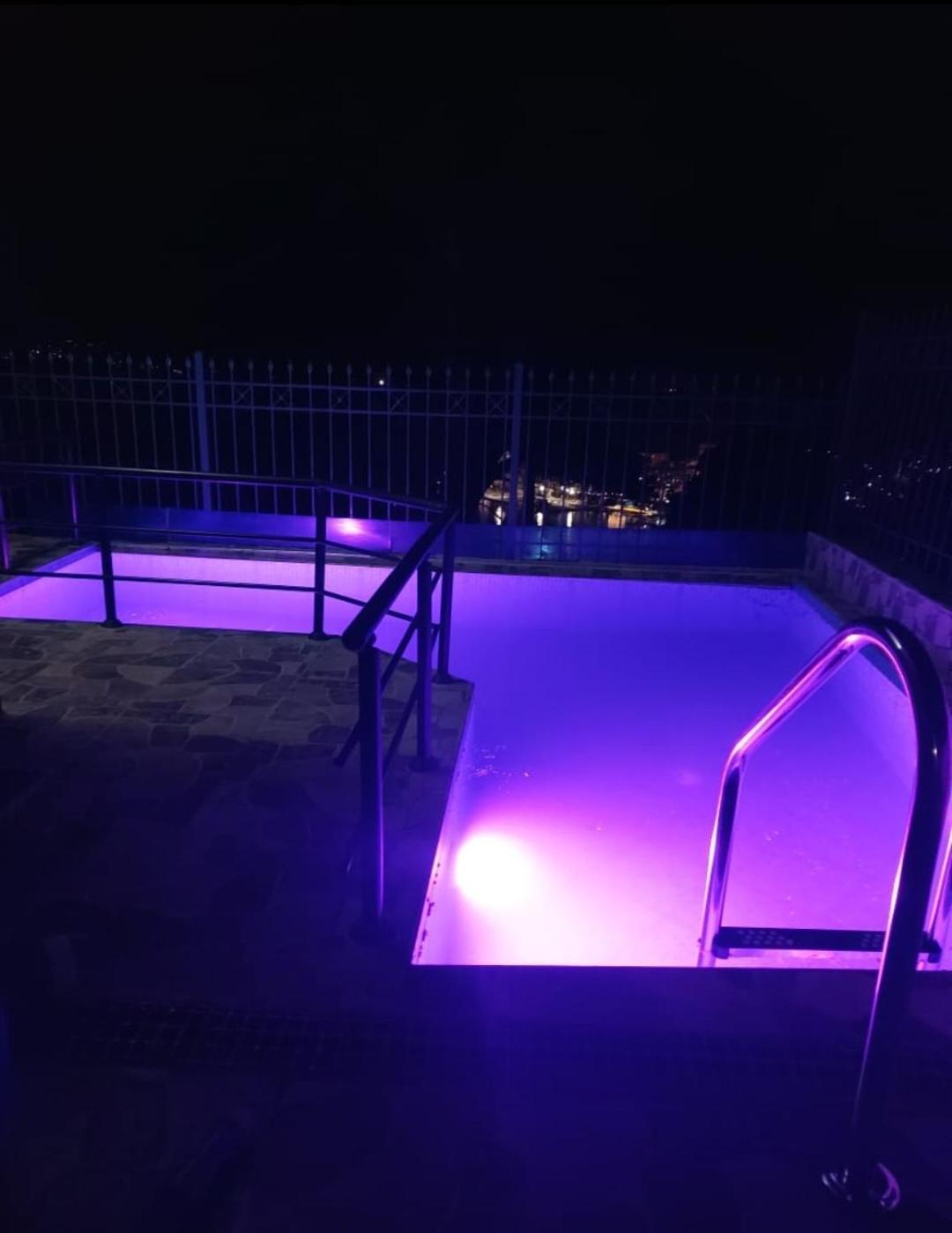 Villa Luiza Sarandë Exteriör bild